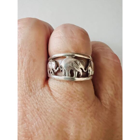 Vintage Sterling Silver Elephant Ring Size 6.75 925 NF Signed Animal Band - Picture 2 of 9